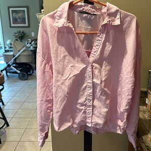 Zara SZ M Button Up Blouse 💗